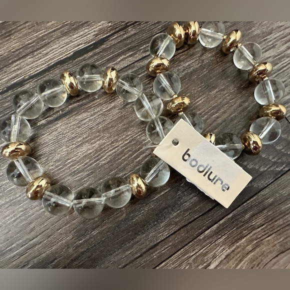 Bodlure Jewelry Bundle – 2 Bracelets & 2 Pairs of Earrings - Picture 4 of 6